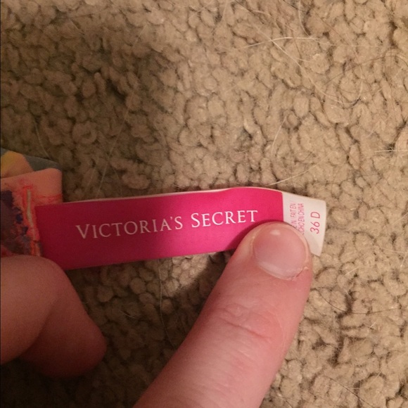 VS PINK push up bikini top - Picture 4 of 6