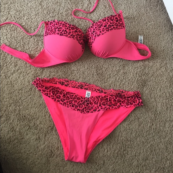 VS PINK push up bikini top - Picture 1 of 6