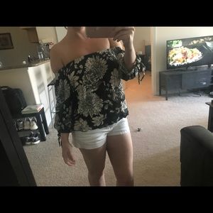 Off shoulder olive floral top - small