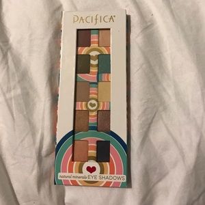 Pacifica eye shadow pallet. Final day for sale!