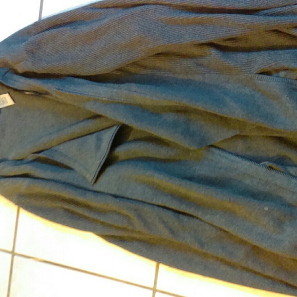 Grey long coat - Picture 1 of 3