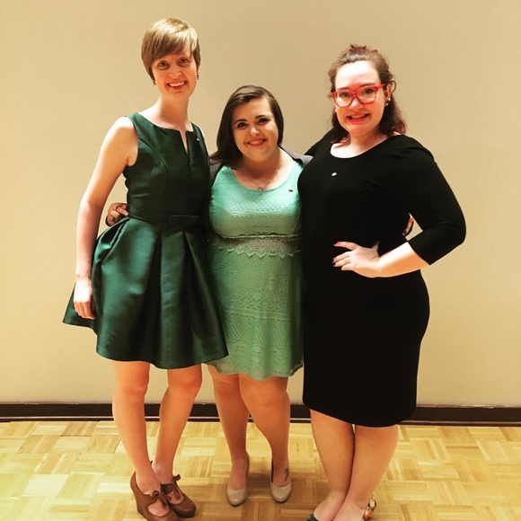 Meet your Posher, Ilaria - Picture 1 of 1