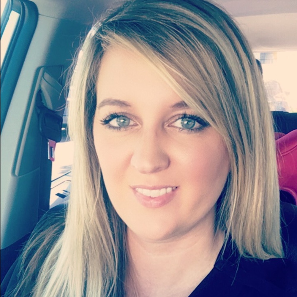 Meet your Posher, Andrea
