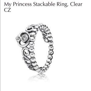 Beautiful and popular Pandora Princess ring 💍👑