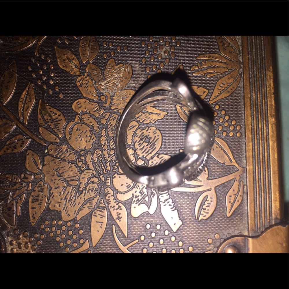 Ring - Picture 2 of 2