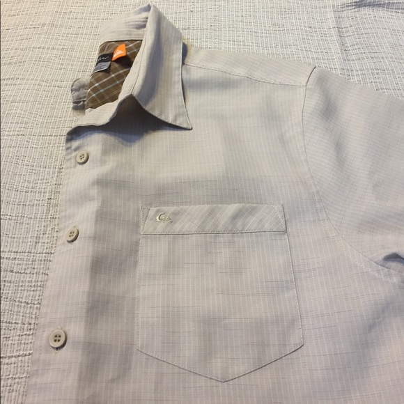 Quiksilver Other - ‼️LAST CHANCE ‼️Quiksilver beige button down shirt
