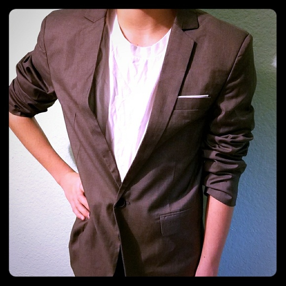Simple Edge Lapel One button blazer. - Picture 1 of 2