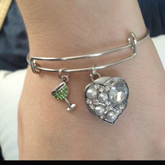 Love  Wine Bangle - Picture 2 of 3