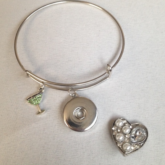 Love  Wine Bangle - Picture 3 of 3