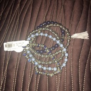 Multi-shade of blue beaded bracelet