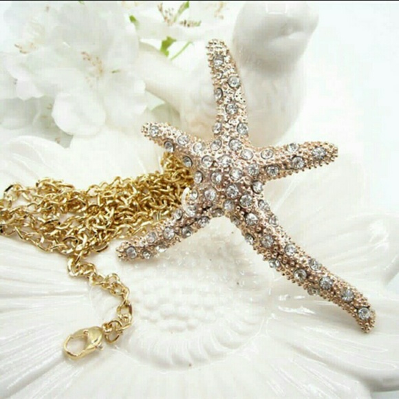 GOLD CRYSTAL STAR FISH NECKLACE - Picture 3 of 3