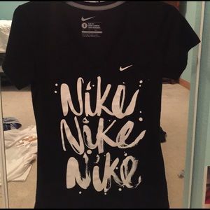 NIKE tshirt