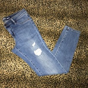NEW YORK & COMPANY SOHO JEANS LEGGINGS - size 8
