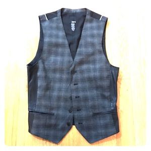 Bar III black men's vest small