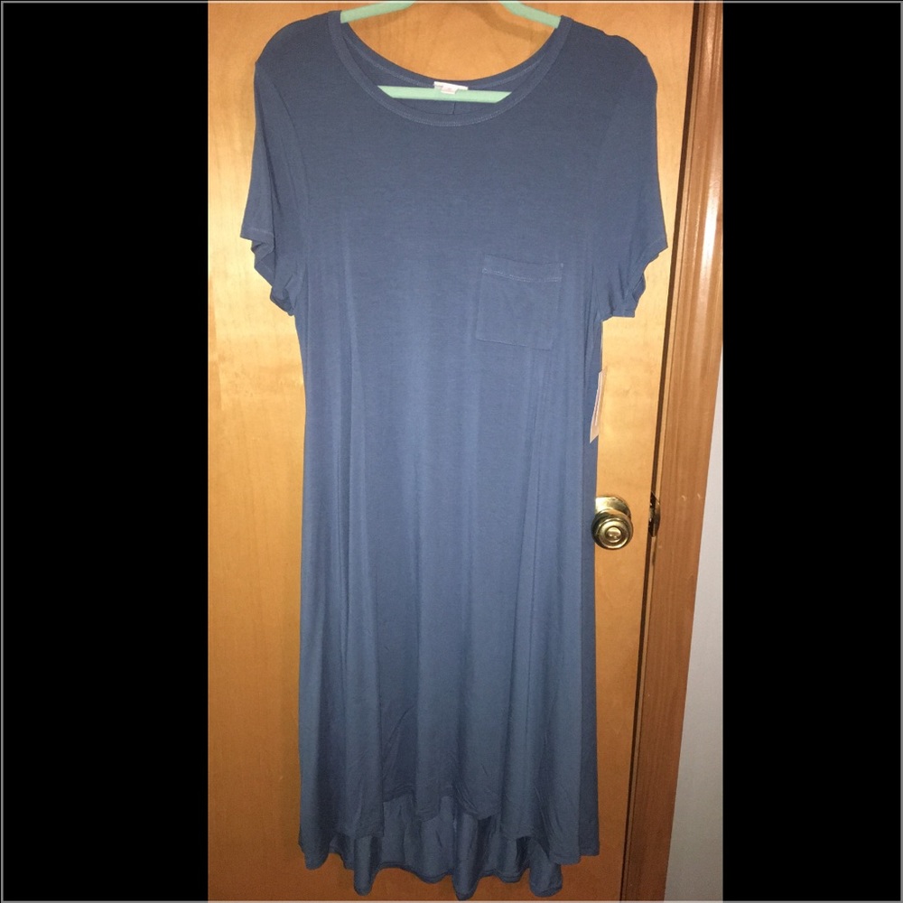 Lularoe carly dress brand new with tags, size M