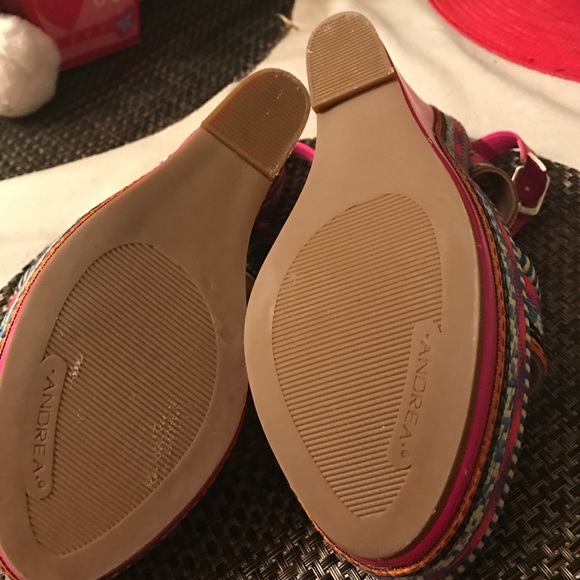 New Andrea - Picture 4 of 4