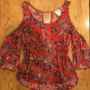 Off the shoulder floral top NWOT