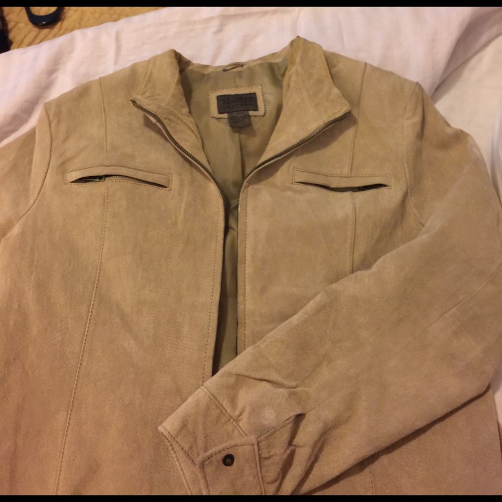 Woman's genuine suede jacket