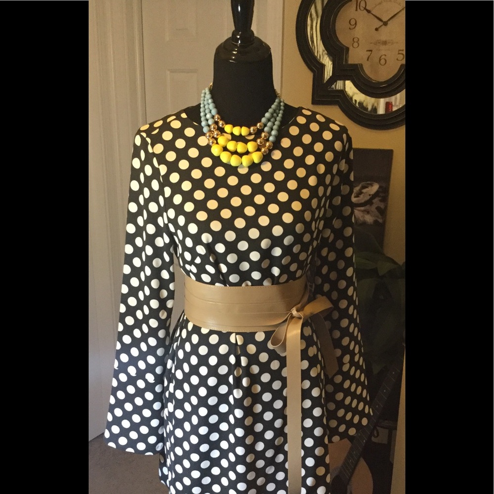 H & M LONG SLEEVE DRESS