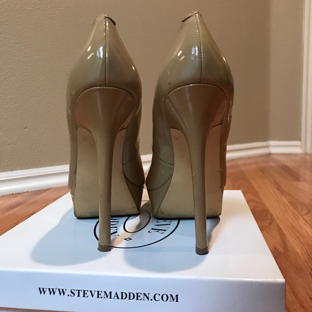 Steve Madden "Bevv" Blush Patent Pumps. 8.5. GUC