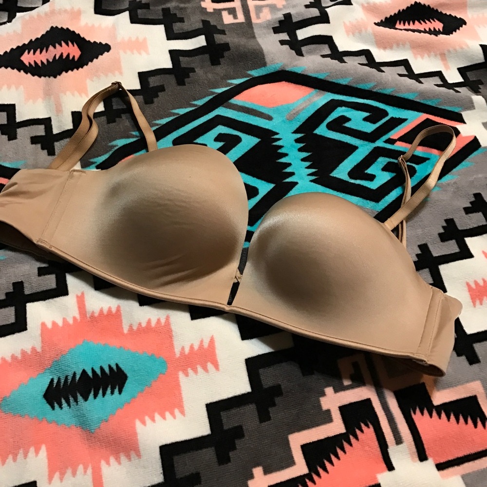 Victoria Secret bombshell bra