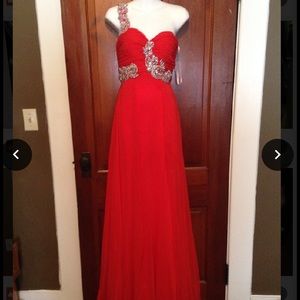 This is a beautiful prom dress only worn once.