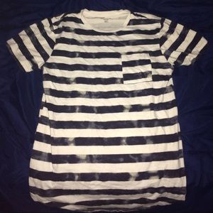 Long length pocket tee