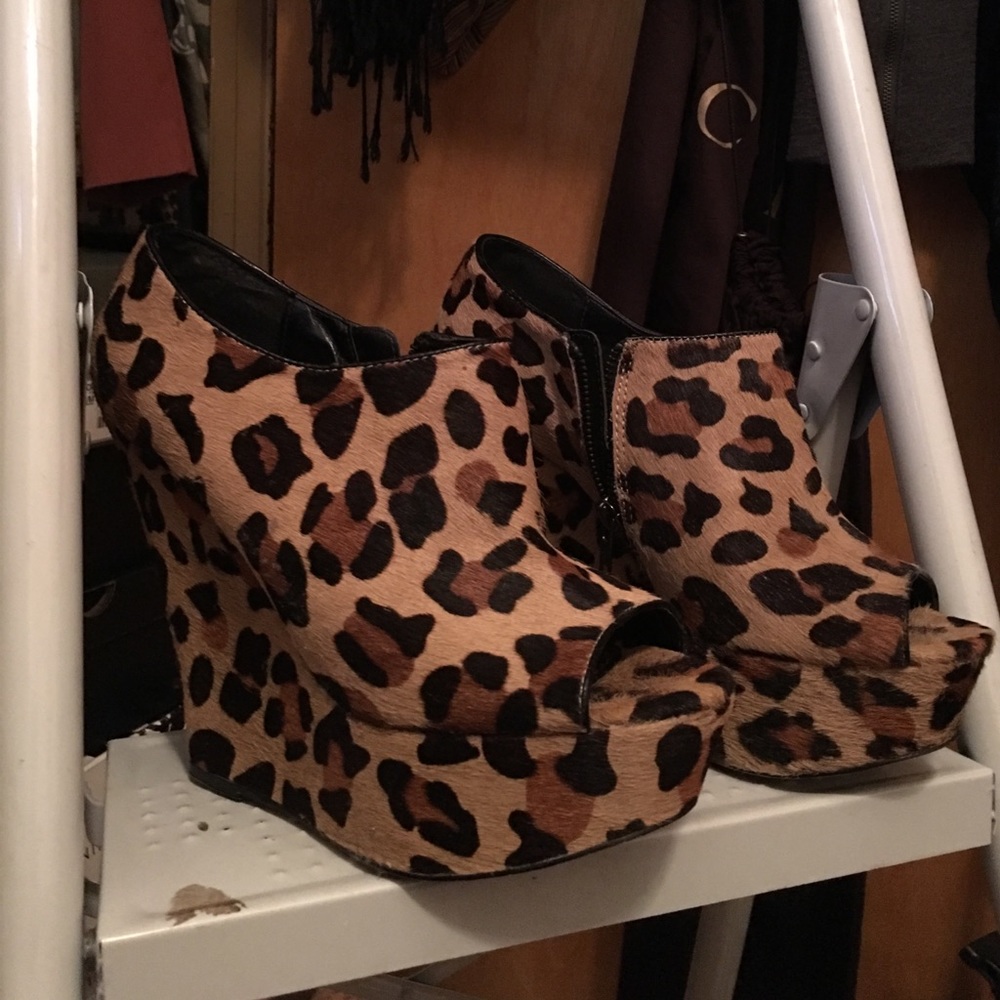 Cheetah print wedges