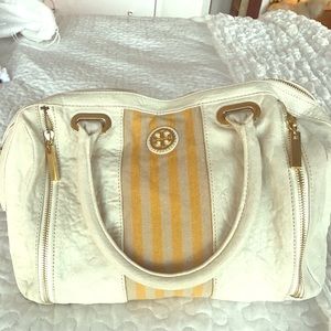 Gorgeous Cream Tory Burch Bag