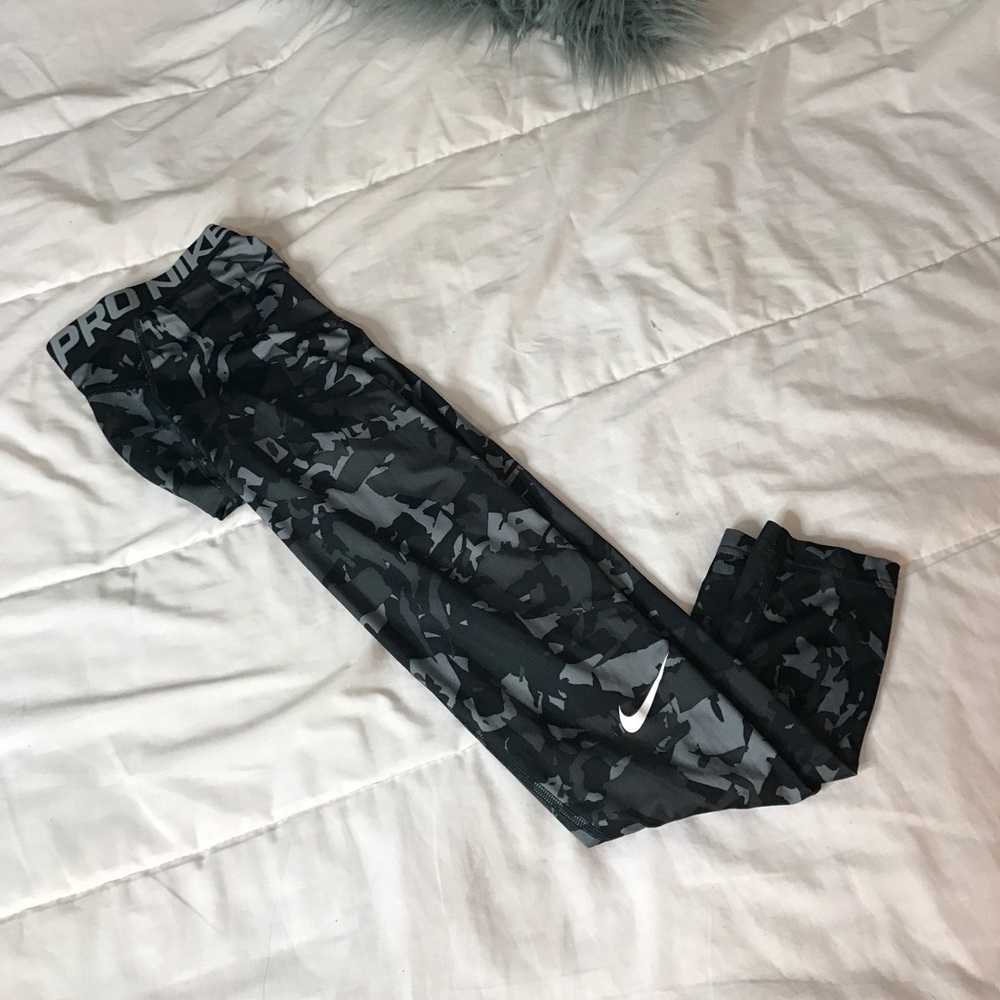Men's Nike pro