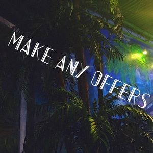 MAKE ME OFFERS! 😊