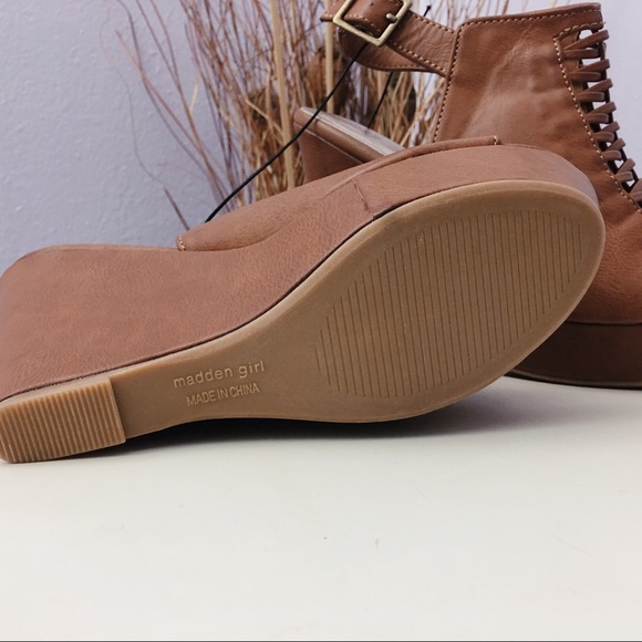 🎉LAST ONE 🎉Steve MaddenCognac Wedges G-Karlin - Picture 7 of 7