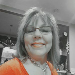 Meet your Posher, Lynn