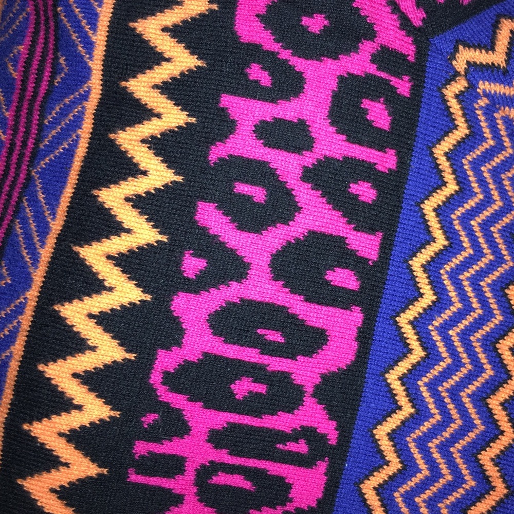 Pattern sweater - Picture 3 of 3