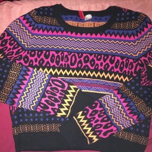 Pattern sweater