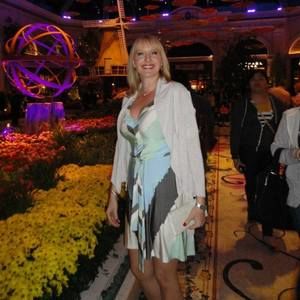 Meet your Posher, Rochelle