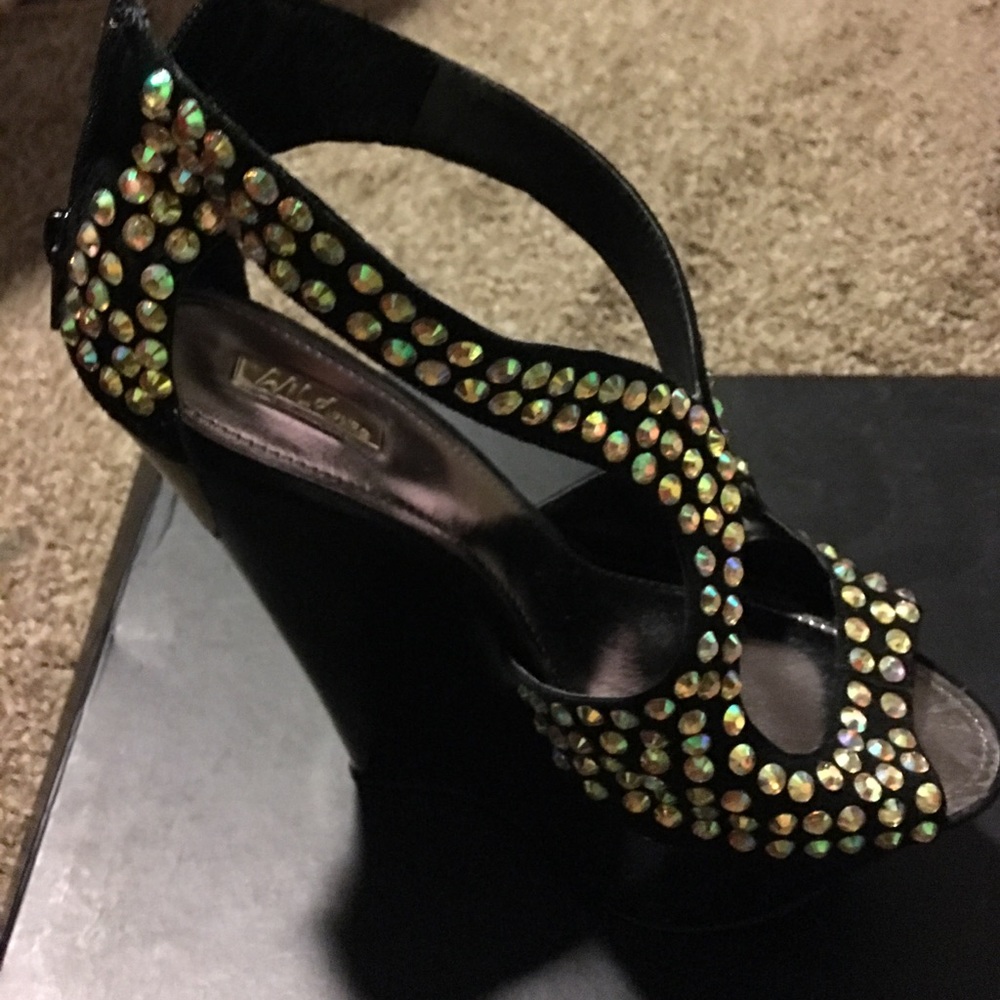 Black and crystal platform wedge