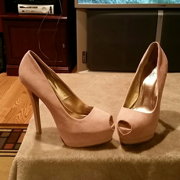 Hells - Picture 2 of 2