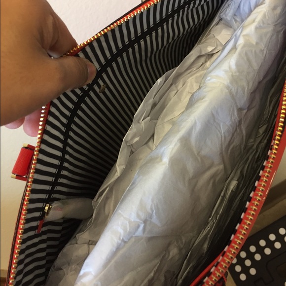 💕💕SOLD Kate Spade Cameron Street Lucie💕💕 - Picture 3 of 4