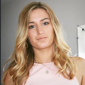 Meet your Posher, Casey