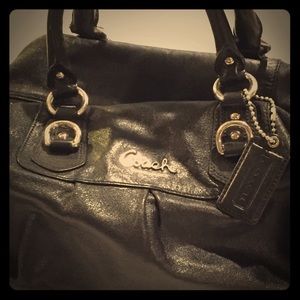 Couch Black hand bag