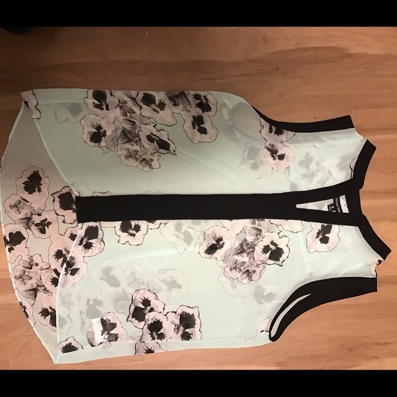 Ellen Tracy Tops - Ellen Tracy tank