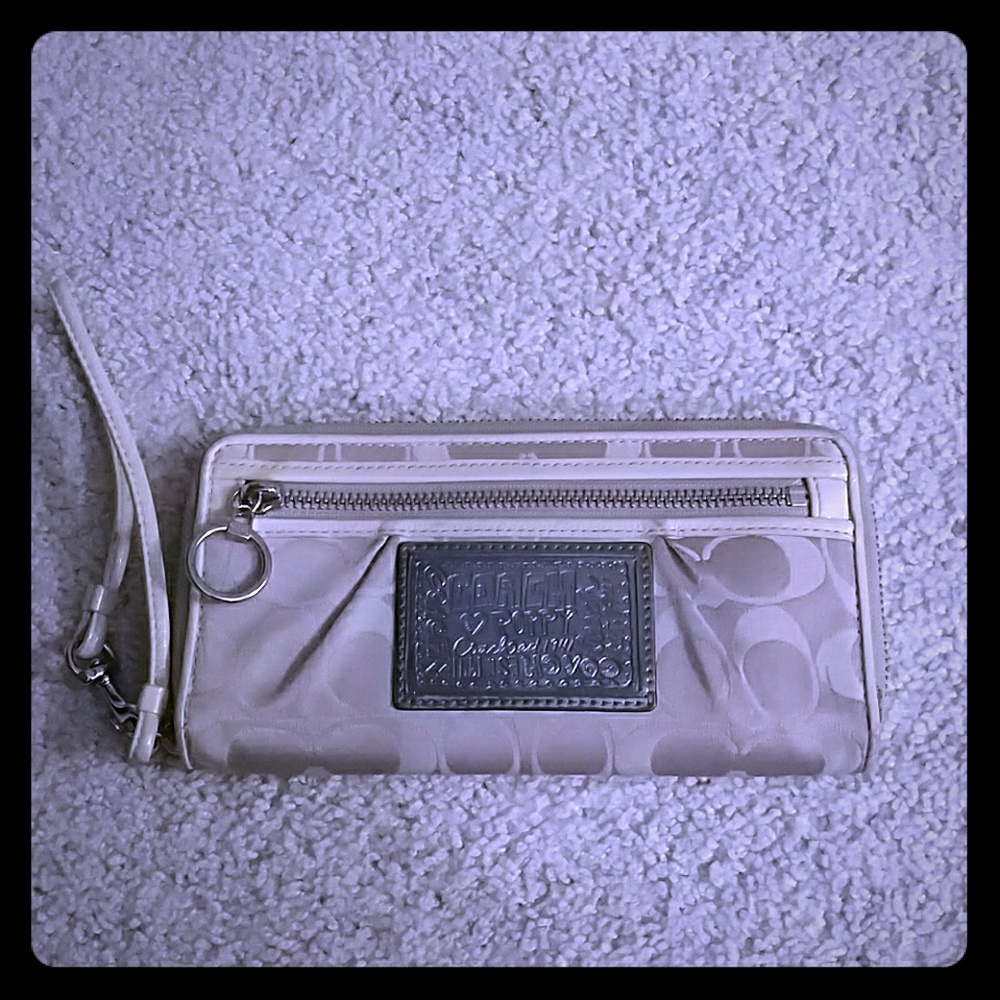 COACH Wristlet/Wallet