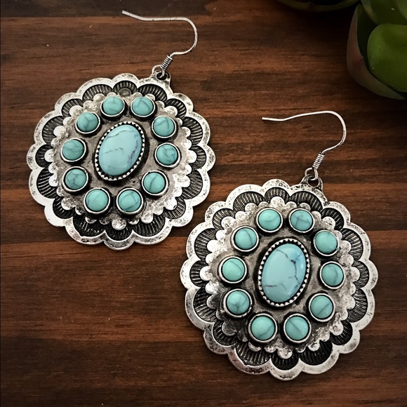 Jewelry - Silver & Turquoise Western Earrings
