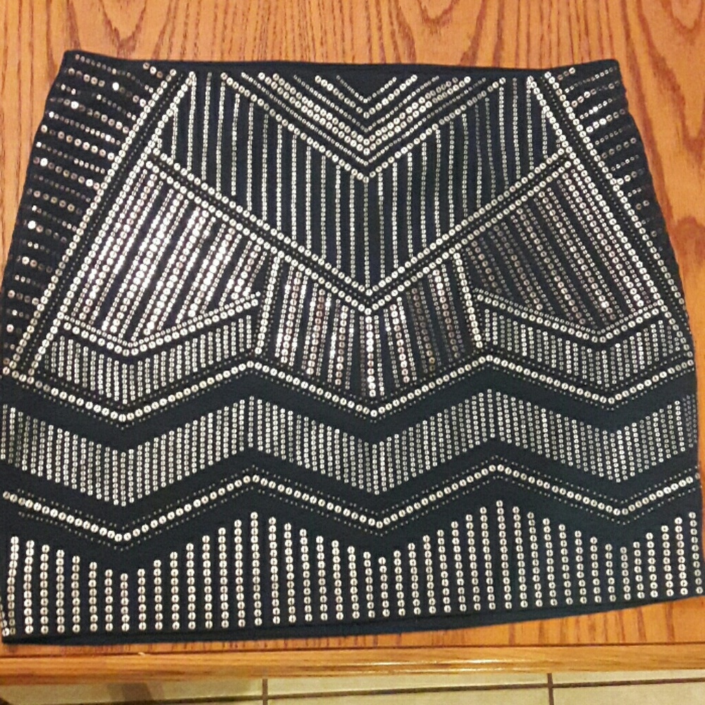 Beautiful  shimmery  skirt!