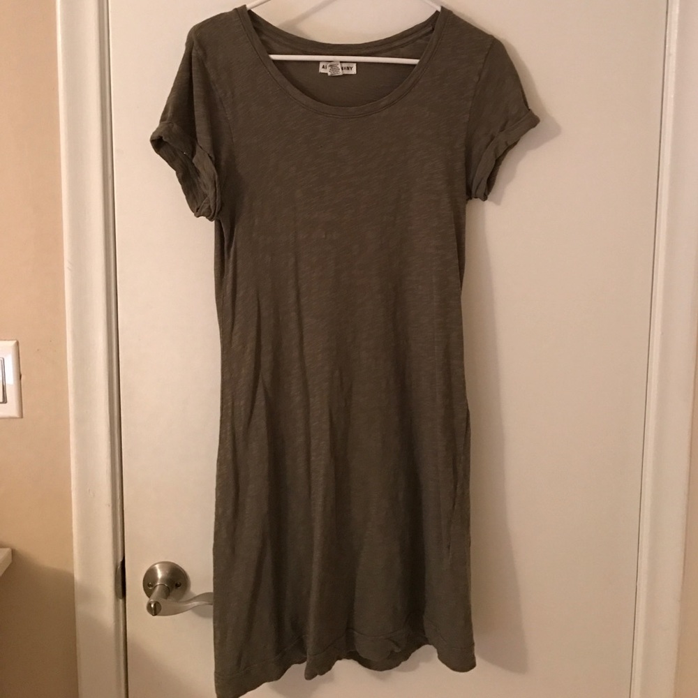 Charming shirt dress. Comfortable for casual day