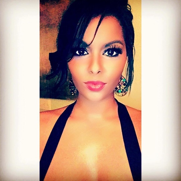 ✨✨follow me on IG✨✨✨ - Picture 2 of 6