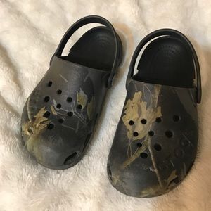 Youth camo crocs. Size 12