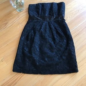 Forever 21  Lace Strapless Fully Lined size M