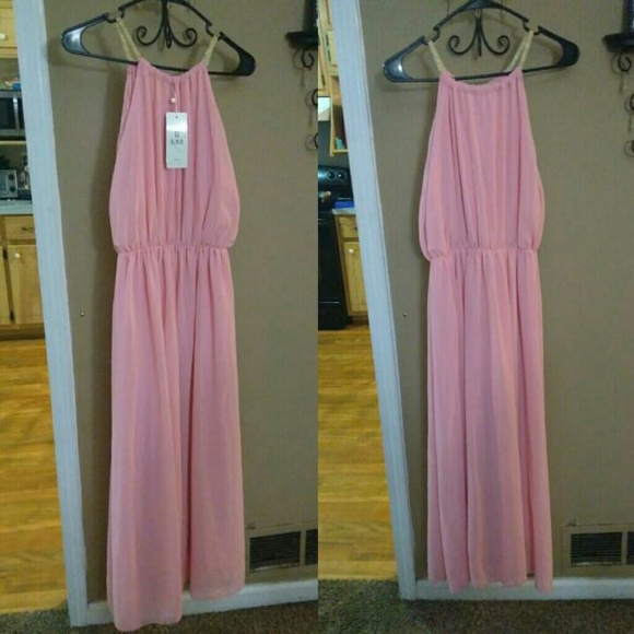 B
 Dresses & Skirts - HOST PICK! Sleeveless Empire Waist Maxi Dress